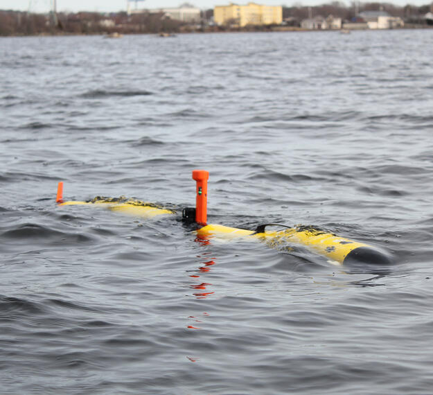 Iver4 580 AUV | L3Harris® Fast. Forward.